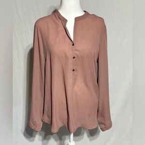 Women's Blush Button-Up Top